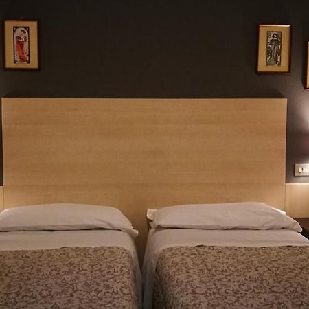 Boni Room And Breakfast โมลิเนลลา ภายนอก รูปภาพ